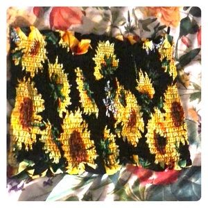 I sunflower cropped top